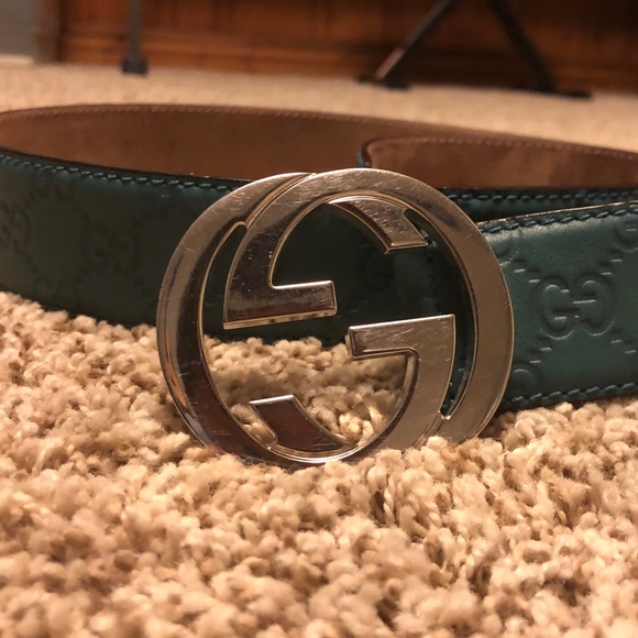 gucci signature belt with g buckle